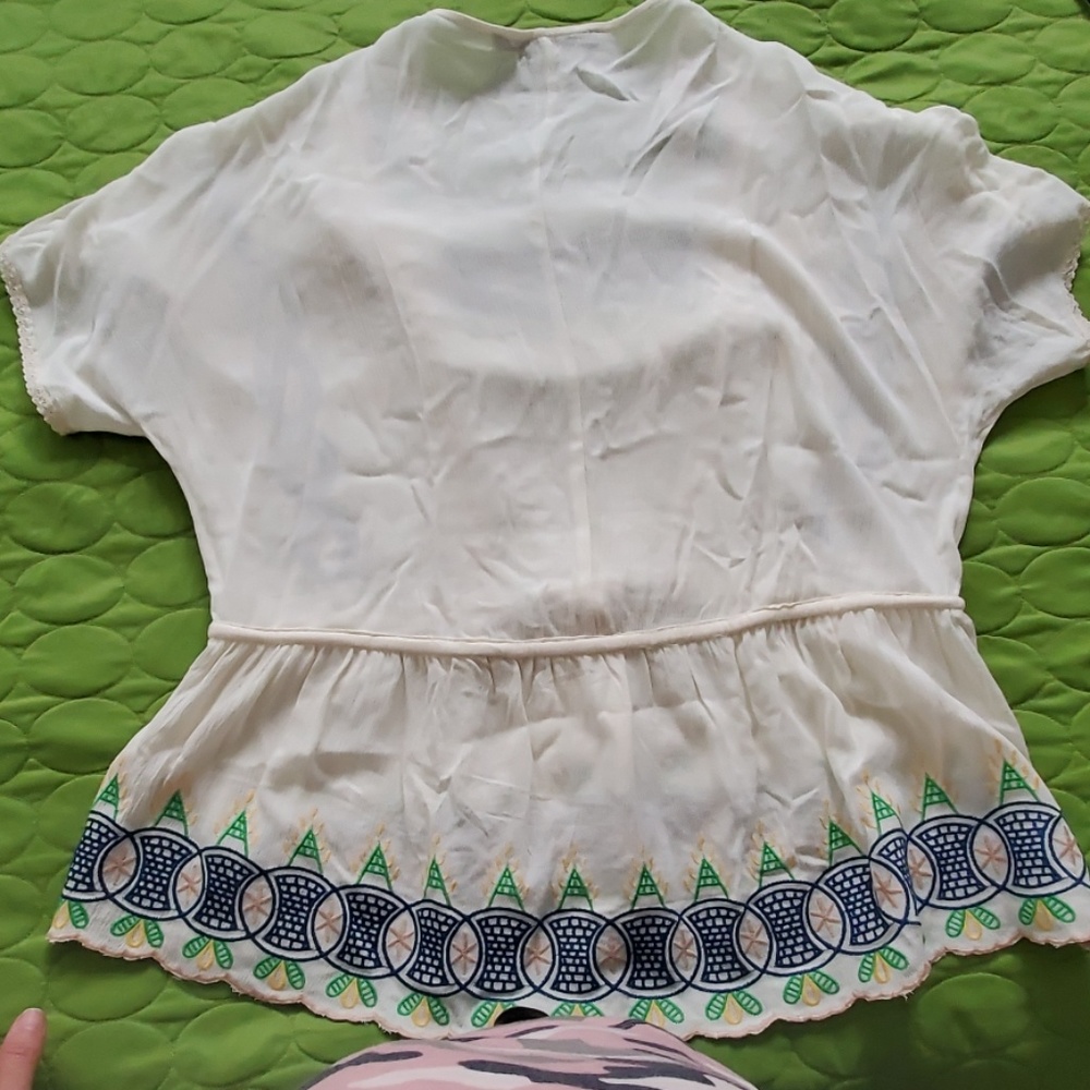 Blouse - Picture 2 of 2